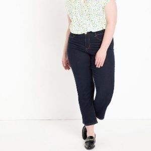 365 Straight Leg Crop Jean